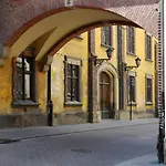 Old Town Garbarska Apartment