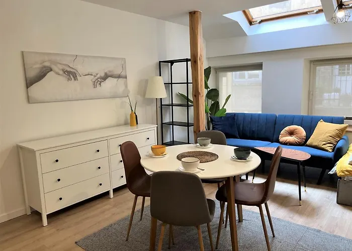 Old Town Garbarska Apartment